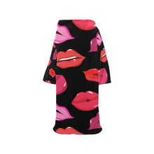 Load image into Gallery viewer, Lips Blanket Robe